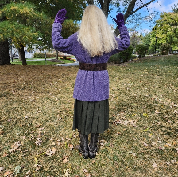 MODA INT'L (Victoria's Secret) Wool Cable Knit, Purple Sweater, Small, $50 - Picture 11 of 14
